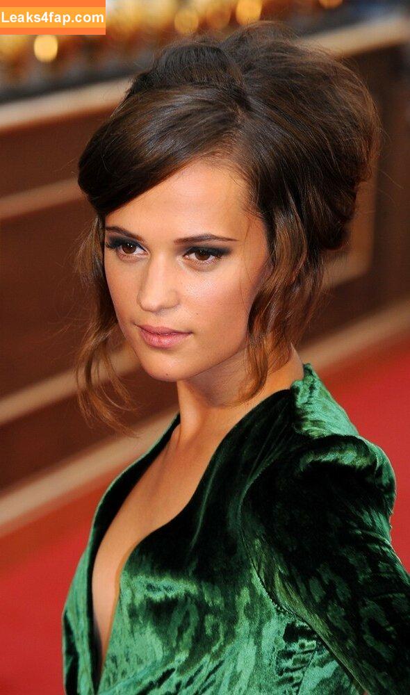 Alicia Vikander / aliciavikanderdaily leaked photo photo #0163