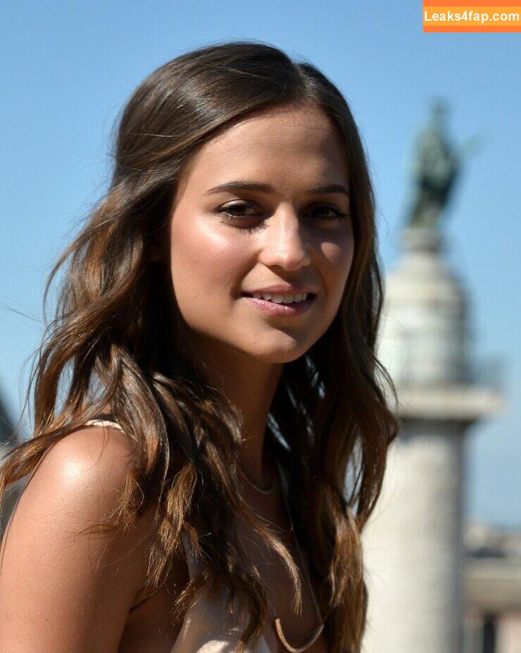 Alicia Vikander / aliciavikanderdaily leaked photo photo #0193