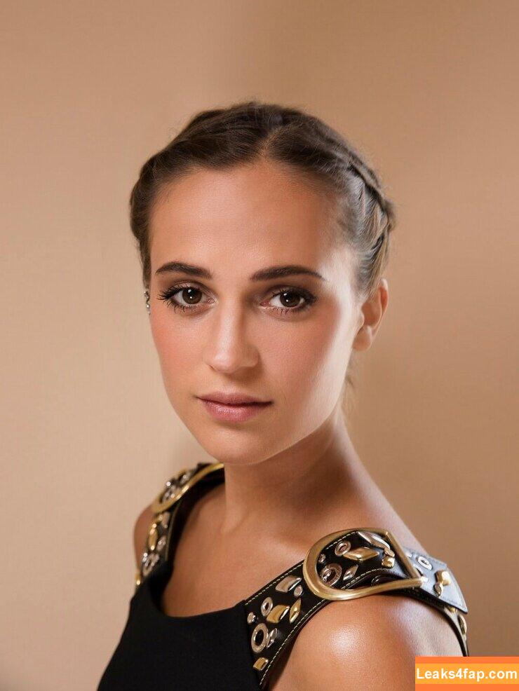 Alicia Vikander / aliciavikanderdaily leaked photo photo #0196