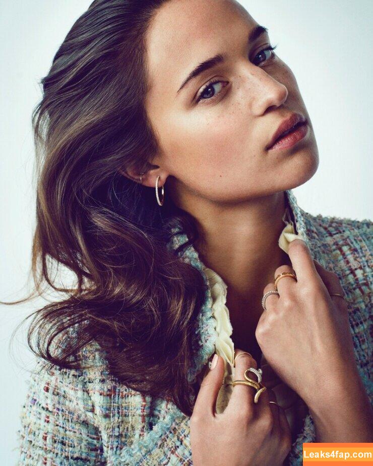 Alicia Vikander / aliciavikanderdaily слитое фото фото #0201