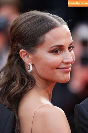 Alicia Vikander photo #0065