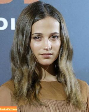 Alicia Vikander photo #0194