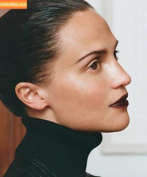 Alicia Vikander фото #0320