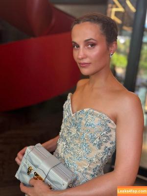 Alicia Vikander photo #0450