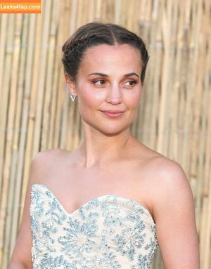 Alicia Vikander photo #0454