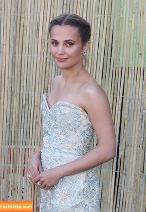 Alicia Vikander photo #0458
