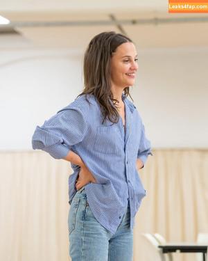 Alicia Vikander photo #0474