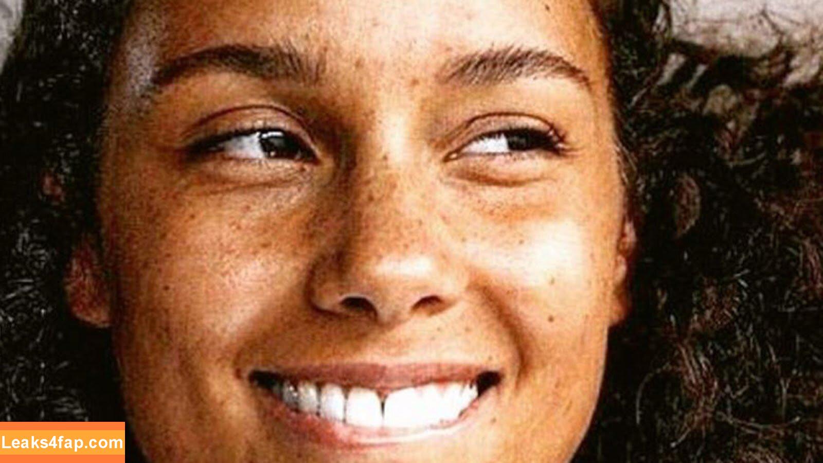 Aliciakeys /  leaked photo photo #0007