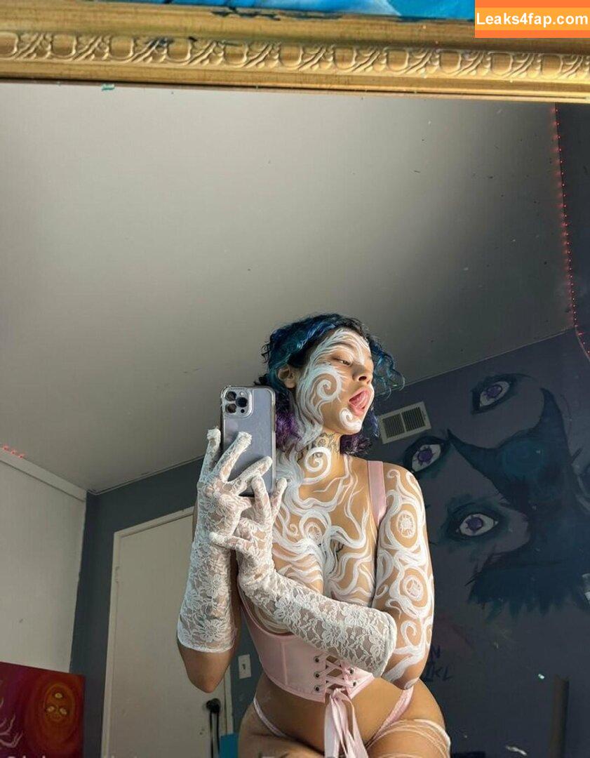 aliengirl0 / alien girl / talyeh_galvez leaked photo photo #0195