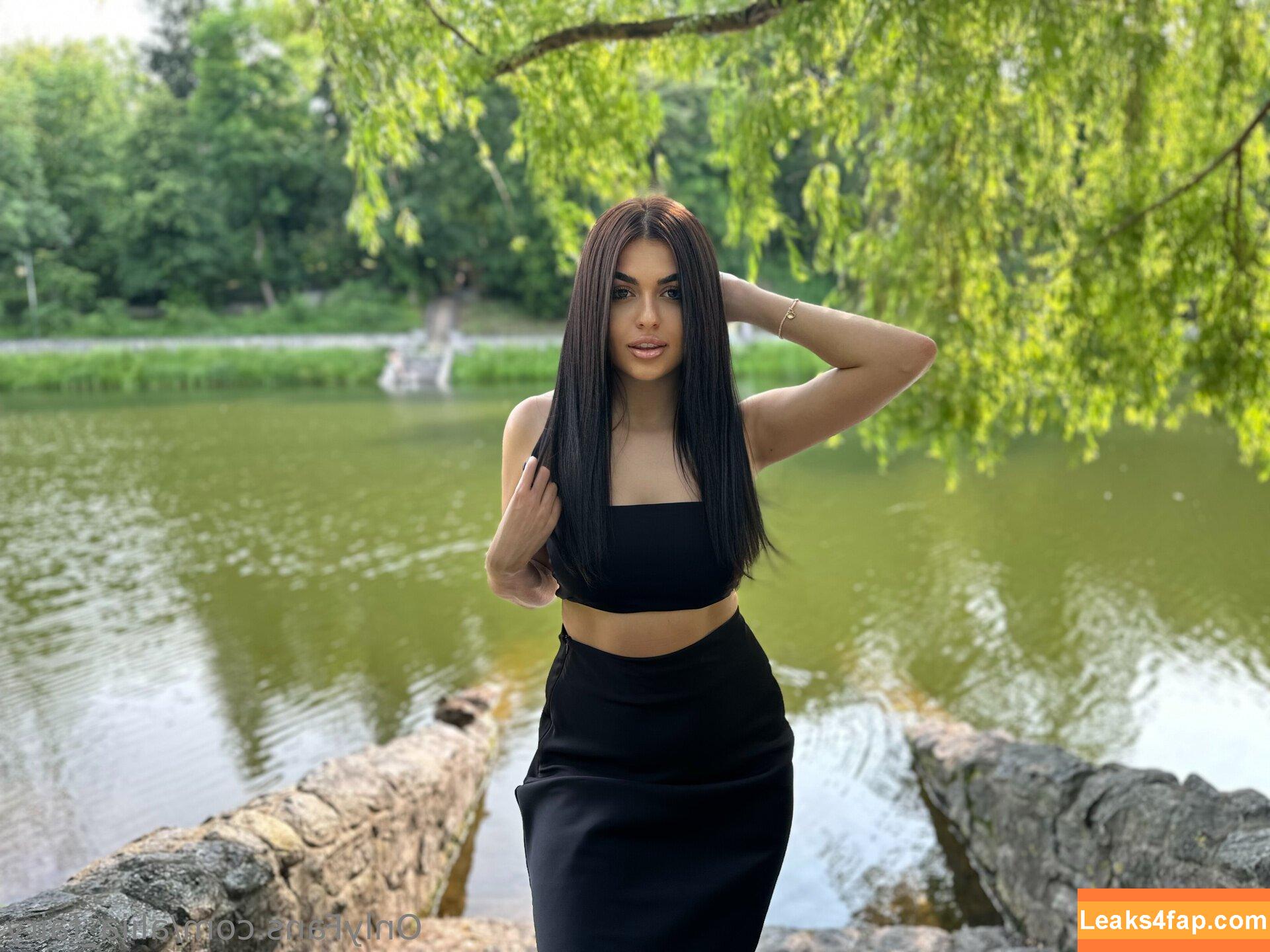 aliia_fairy / aliia.fairy leaked photo photo #0075