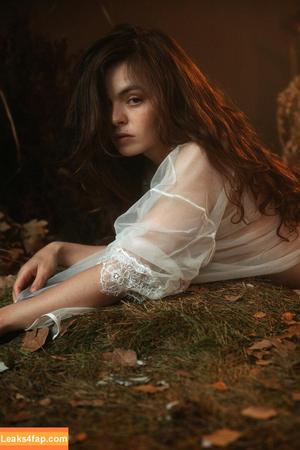 Alina Avkhadieva photo #0024