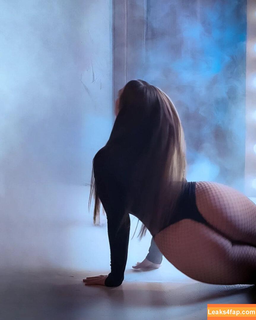 Alina Baranova / alina.fennec / alinafennec / russian_sparkle leaked photo photo #0102