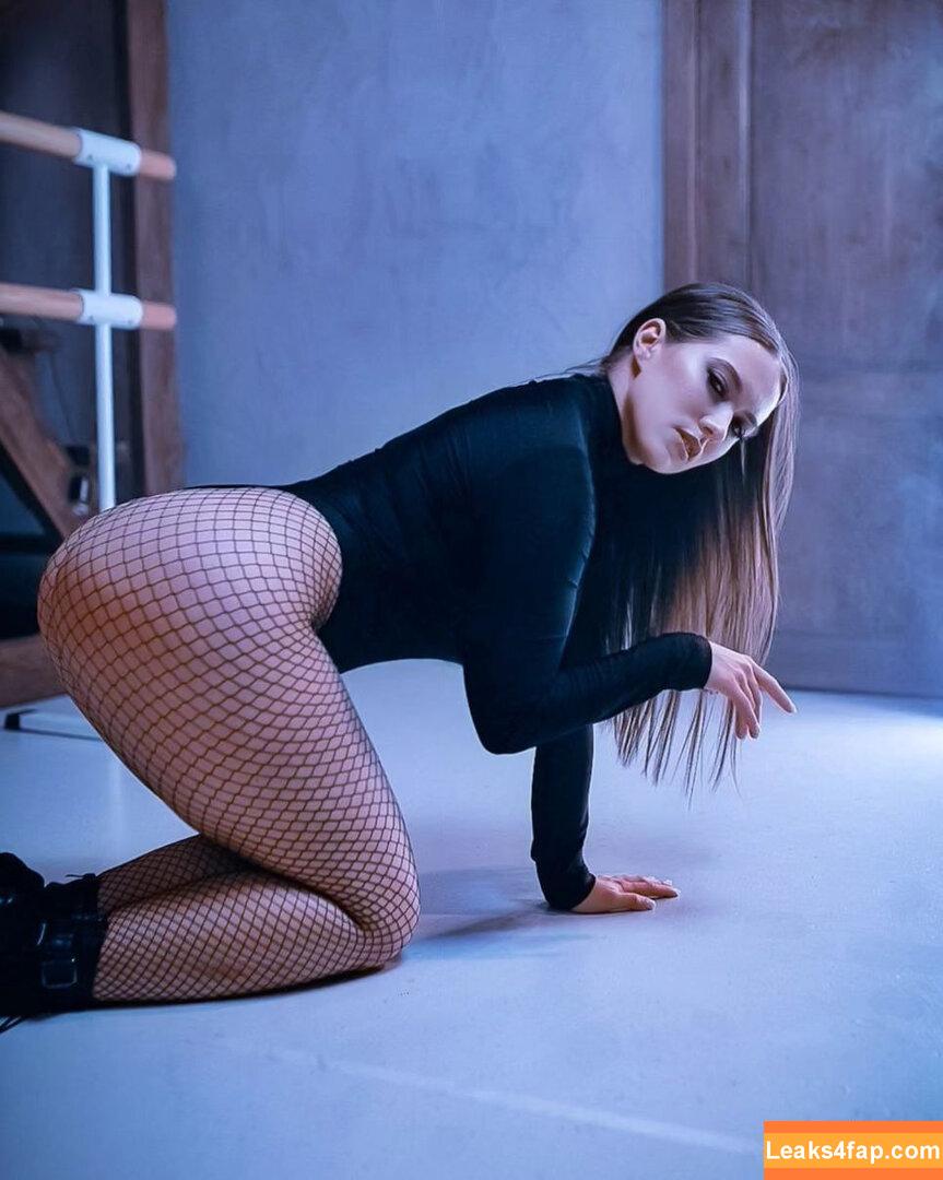 Alina Baranova / alina.fennec / alinafennec / russian_sparkle leaked photo photo #0104