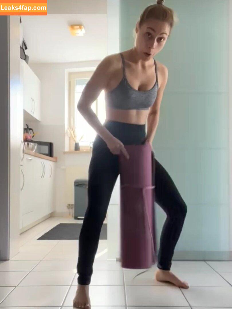 Alina Khani / alinakhani / lifewithaliina leaked photo photo #0258