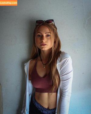 Alina Khani photo #0116