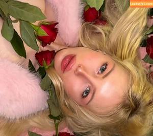 Alina Mayer photo #0121