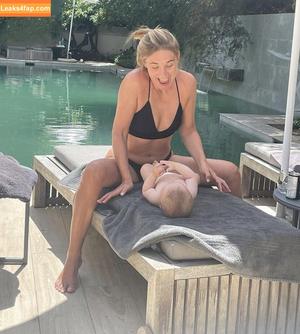 Alina Merkau photo #0010