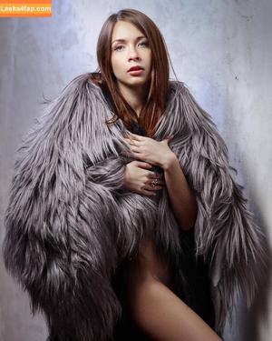 Alina Nesterova photo #0004