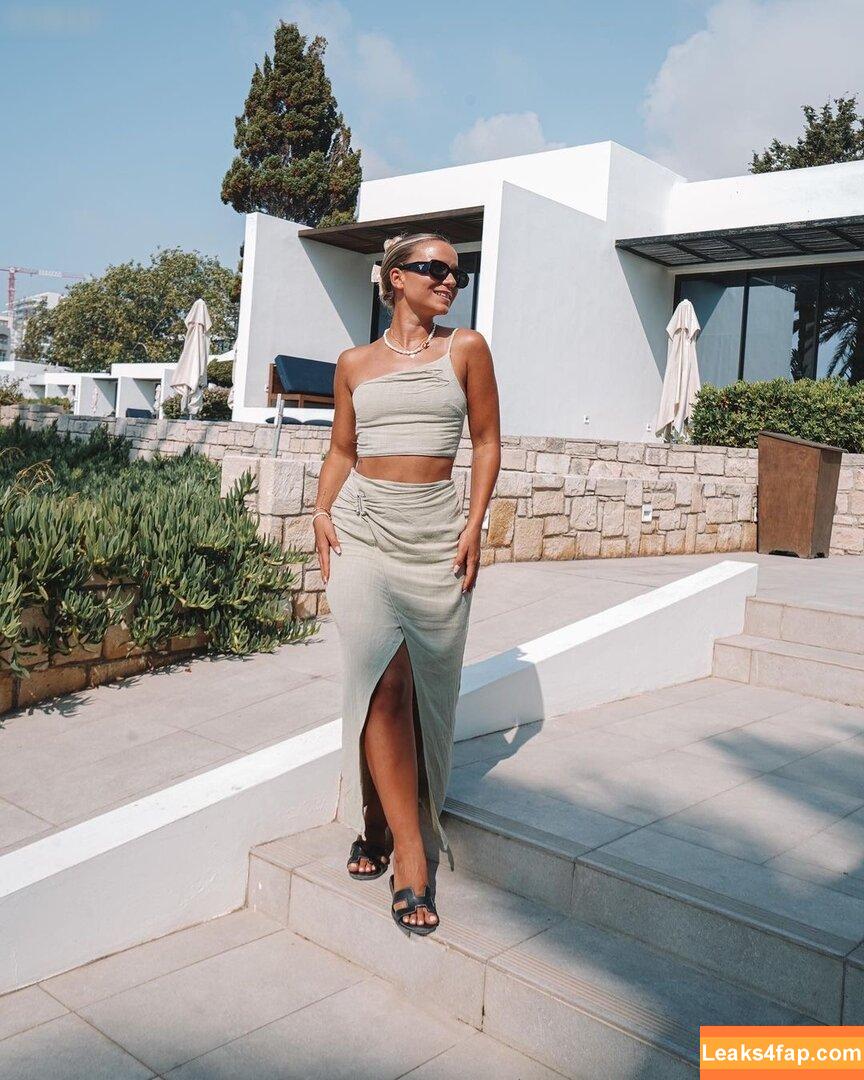 Alina Wachinger / alina770 / alinaxloves leaked photo photo #0068