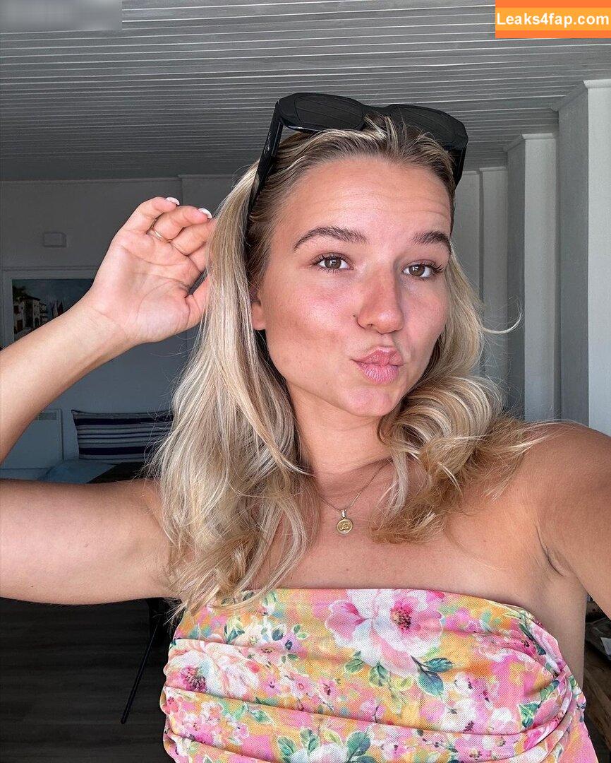 Alina Wachinger / alina770 / alinaxloves leaked photo photo #0106