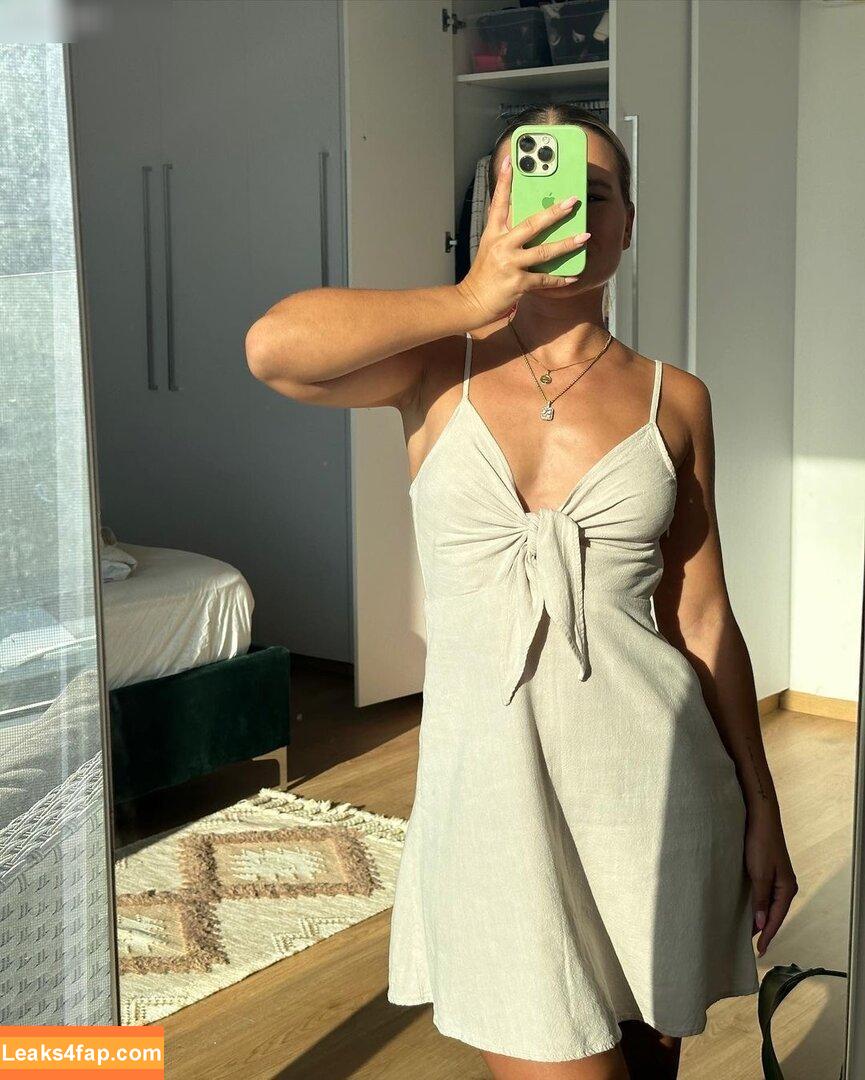 Alina Wachinger / alina770 / alinaxloves leaked photo photo #0162