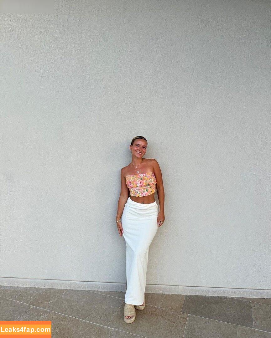 Alina Wachinger / alina770 / alinaxloves leaked photo photo #0177