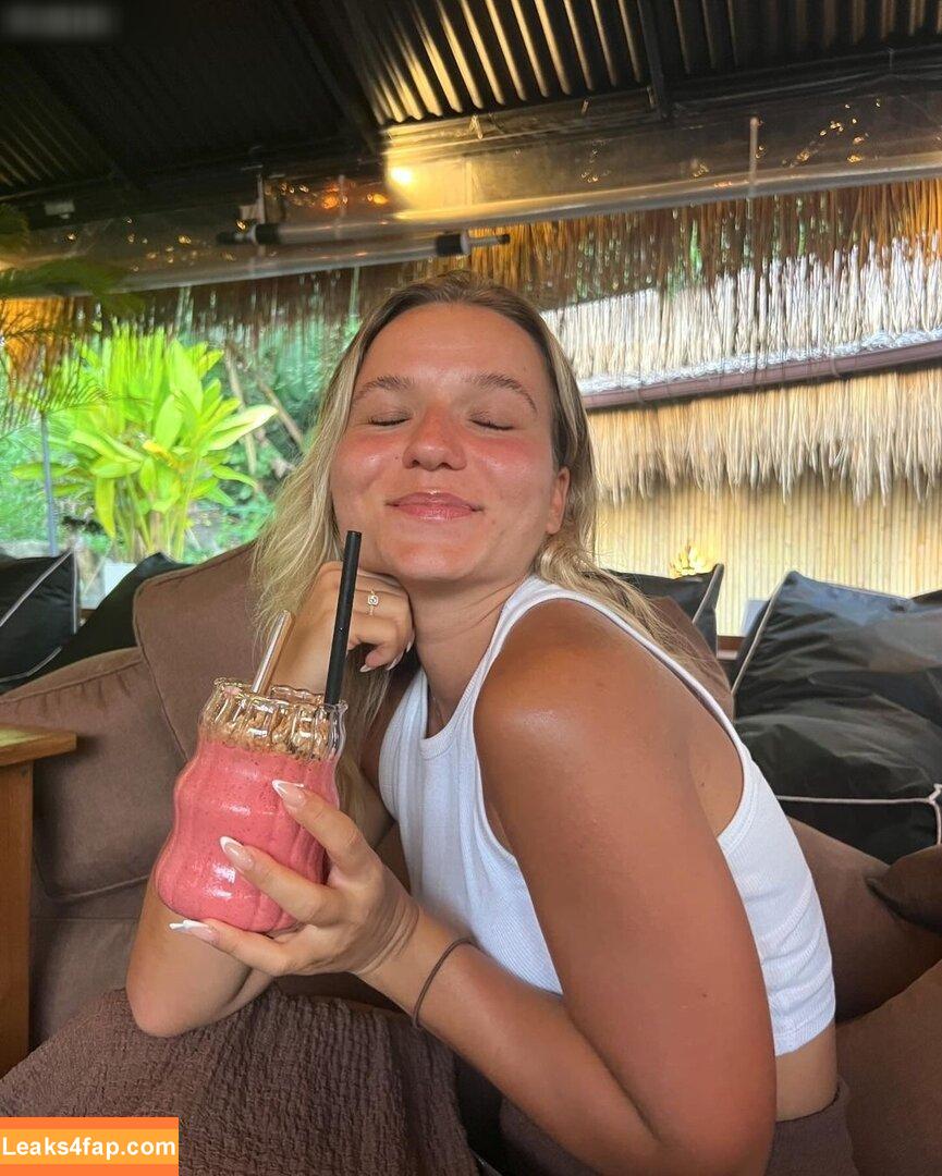 Alina Wachinger / alina770 / alinaxloves leaked photo photo #0302