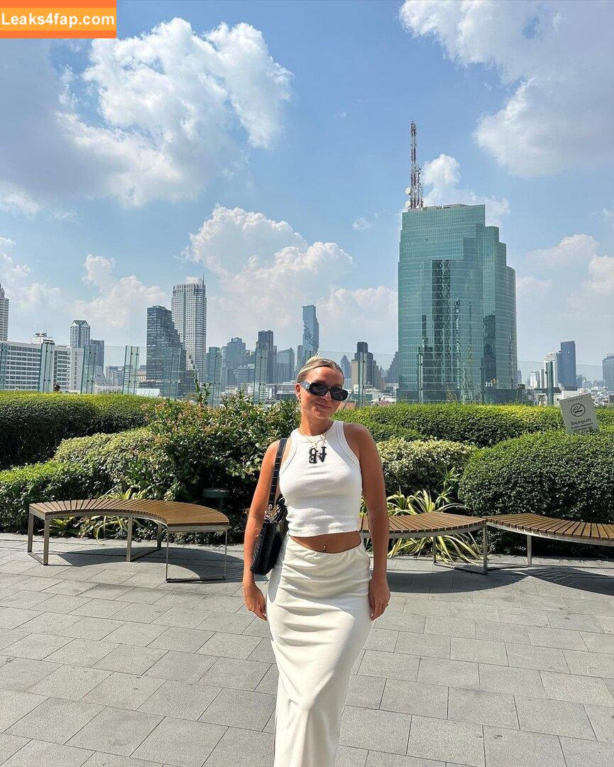 Alina Wachinger / alina770 / alinaxloves leaked photo photo #0319