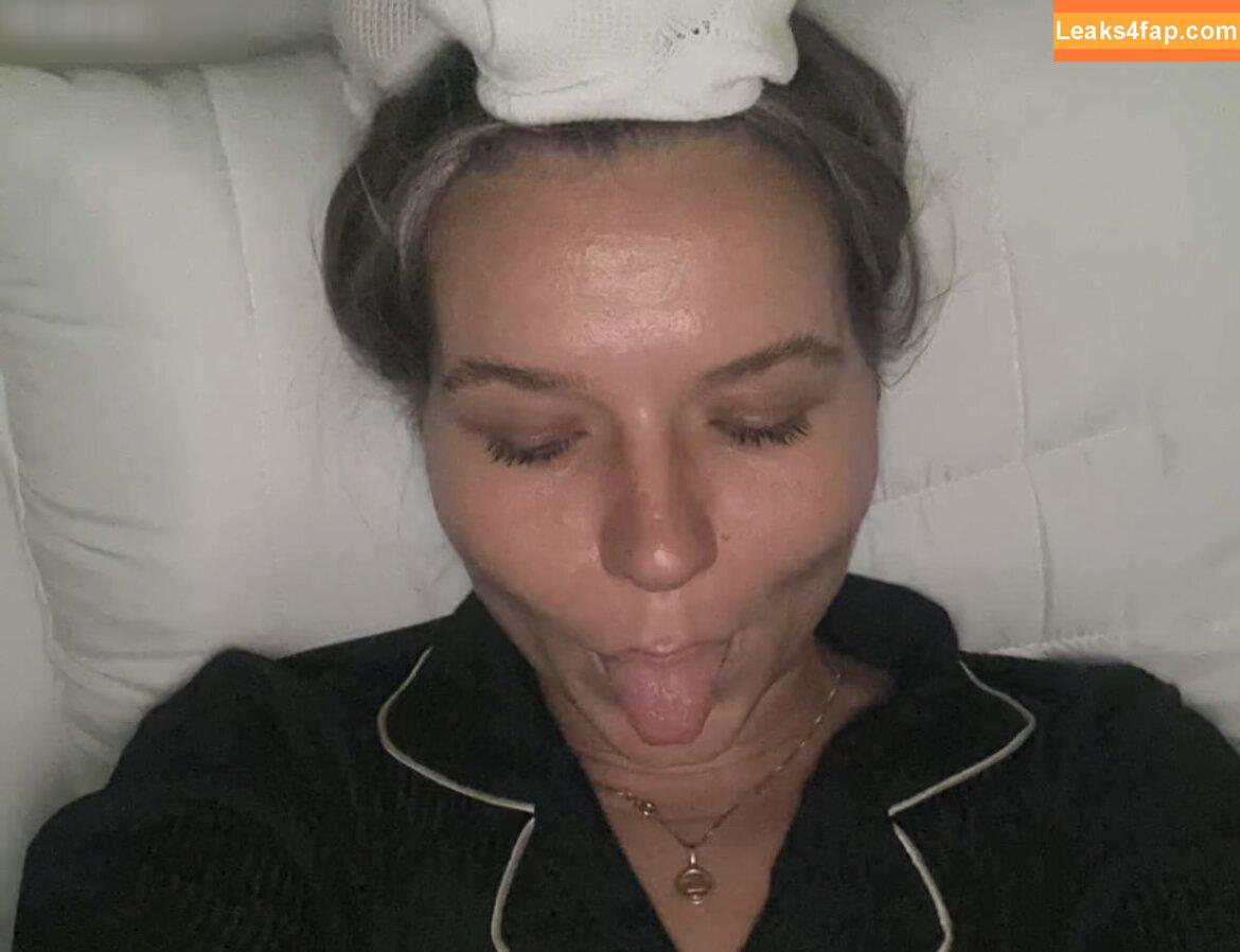 Alina Wachinger / alina770 / alinaxloves leaked photo photo #0391