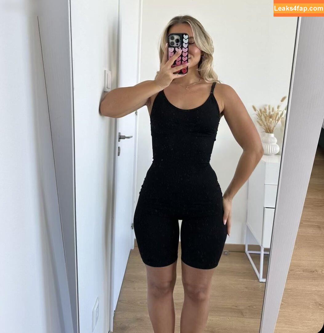Alina Wachinger / alina770 / alinaxloves leaked photo photo #0479