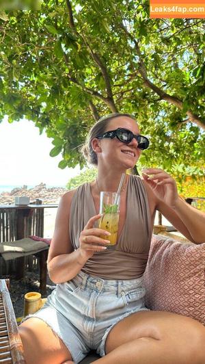 Alina Wachinger photo #0280