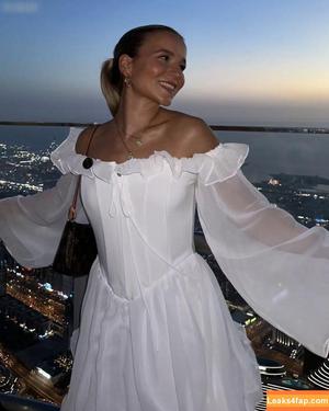 Alina Wachinger photo #0521