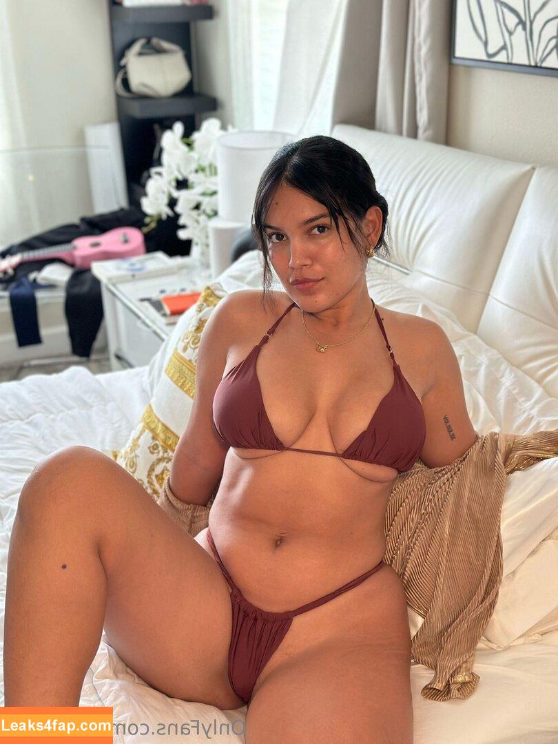 alinabelle / AlinaxBelle / alinabllx leaked photo photo #0472