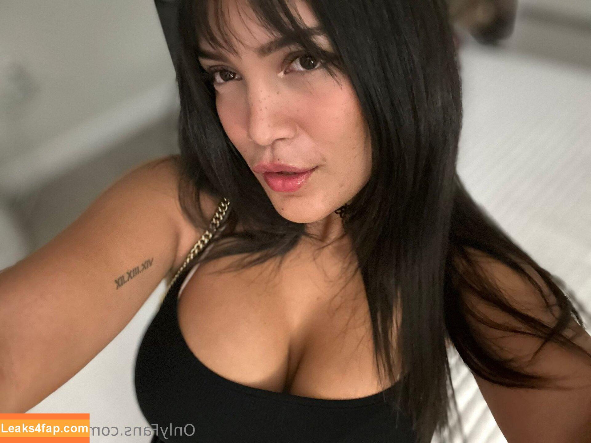 alinabelle / AlinaxBelle / alinabllx leaked photo photo #0491