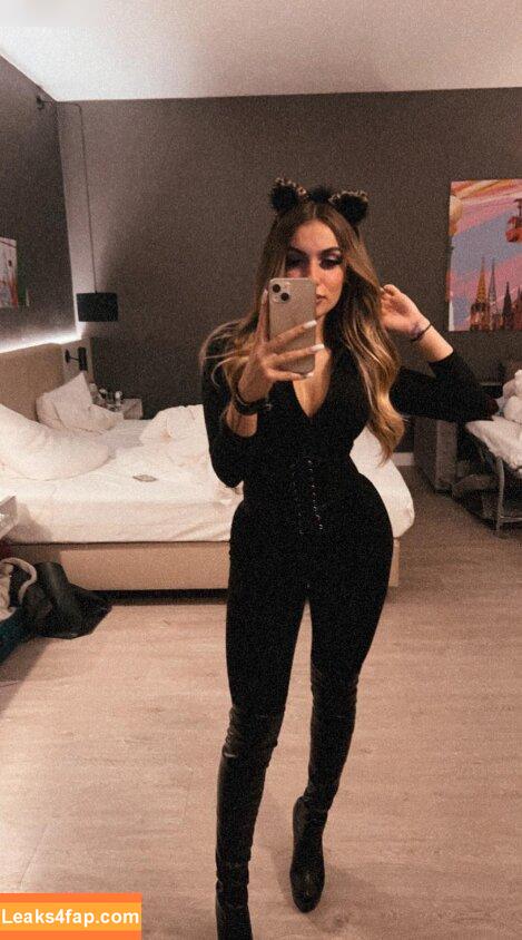 Alinahrndz leaked photo photo #0016