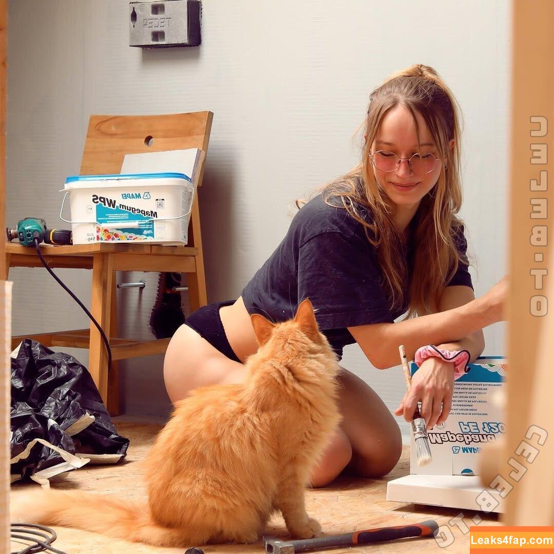 Aline Dessine / aline_dessine / u121584761 leaked photo photo #0306