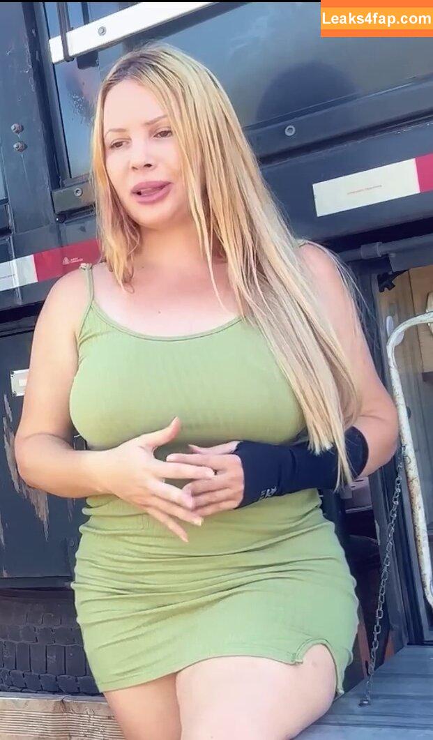 Aline Füchter Ouriques / alinezinhaouriques leaked photo photo #1071