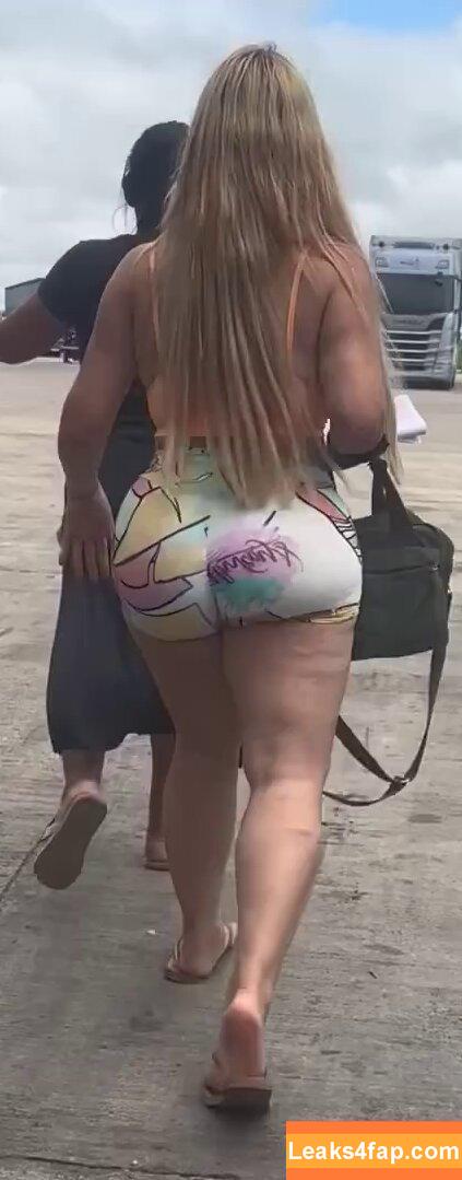 Aline Füchter Ouriques / alinezinhaouriques leaked photo photo #1094