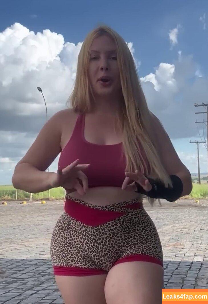 Aline Füchter Ouriques / alinezinhaouriques leaked photo photo #1127