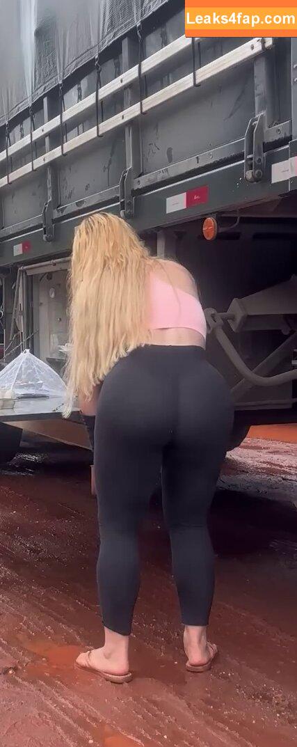 Aline Füchter Ouriques / alinezinhaouriques leaked photo photo #1137