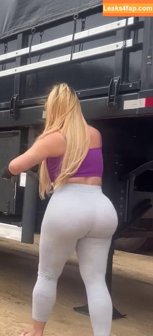 Aline Füchter Ouriques / alinezinhaouriques leaked photo photo #1170