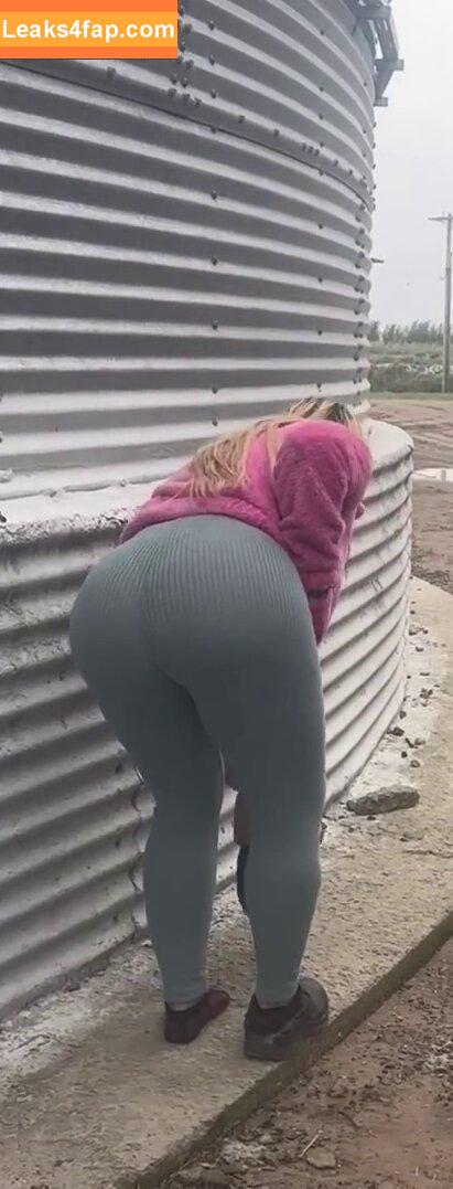 Aline Füchter Ouriques / alinezinhaouriques leaked photo photo #1204
