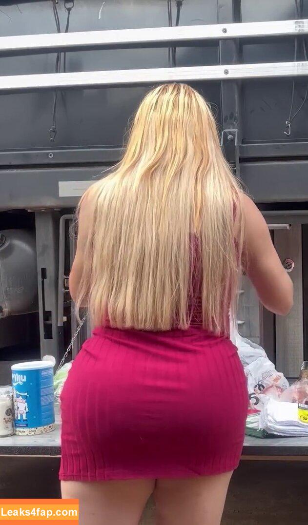 Aline Füchter Ouriques / alinezinhaouriques leaked photo photo #1219