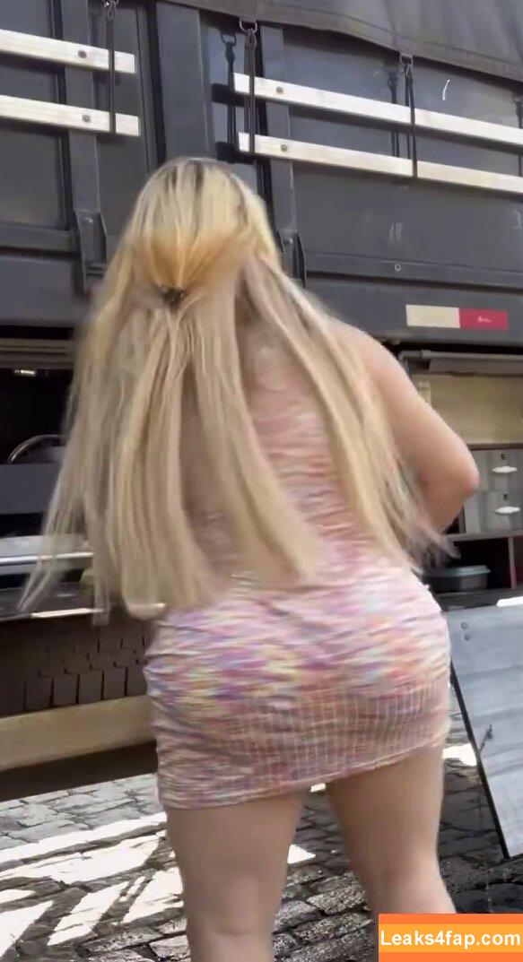 Aline Füchter Ouriques / alinezinhaouriques leaked photo photo #1357
