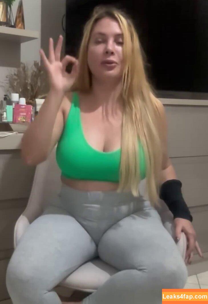 Aline Füchter Ouriques / alinezinhaouriques leaked photo photo #1390