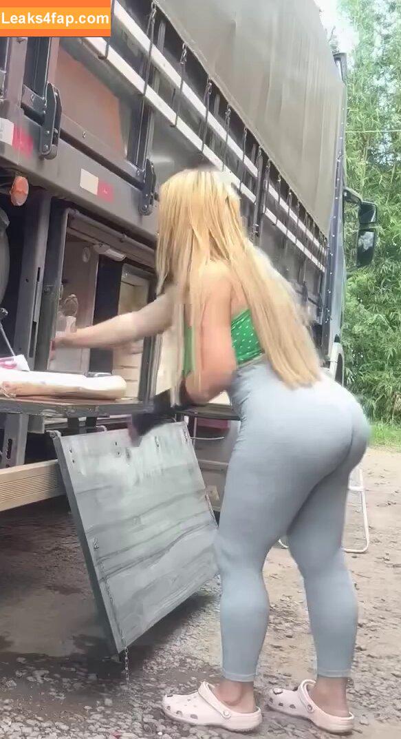 Aline Füchter Ouriques / alinezinhaouriques leaked photo photo #1414