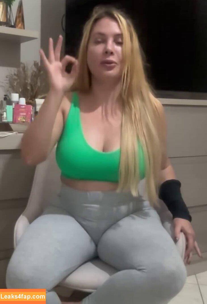 Aline Füchter Ouriques / alinezinhaouriques leaked photo photo #1423