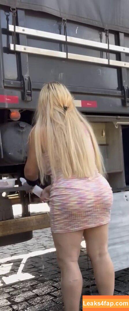 Aline Füchter Ouriques / alinezinhaouriques leaked photo photo #1458