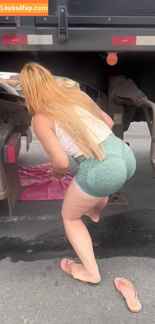 Aline Füchter Ouriques / alinezinhaouriques leaked photo photo #1525