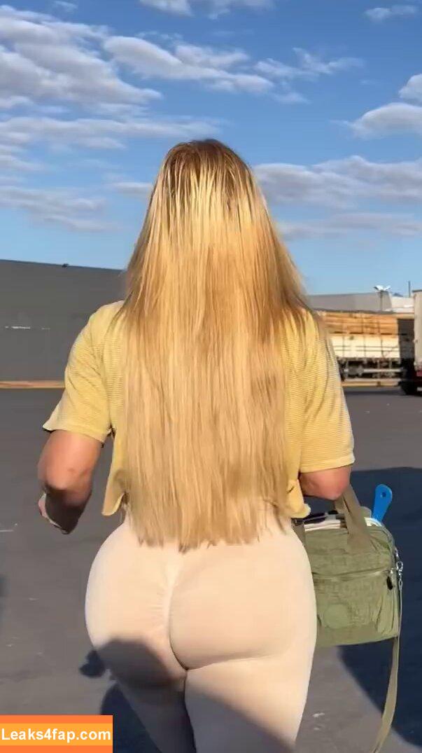 Aline Füchter Ouriques / alinezinhaouriques leaked photo photo #1532